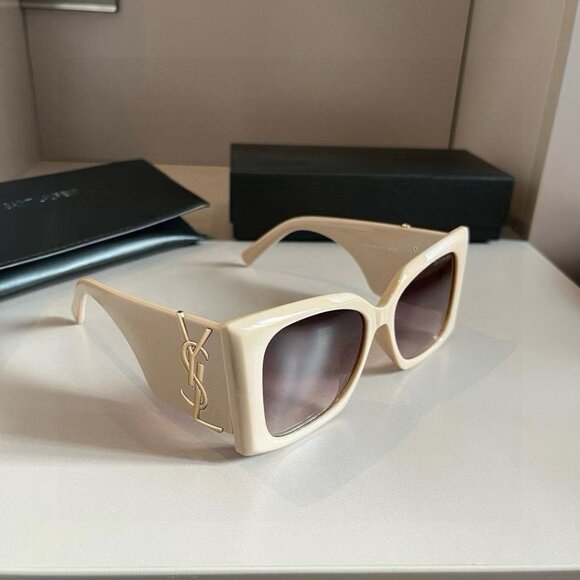 YSL Saint Laurent Sunglasses - Picture 1 of 7